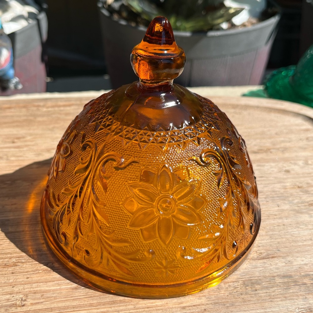 Vintage Tiara Sandwich Glass Butter Dish~Amber - Picture 4 of 6
